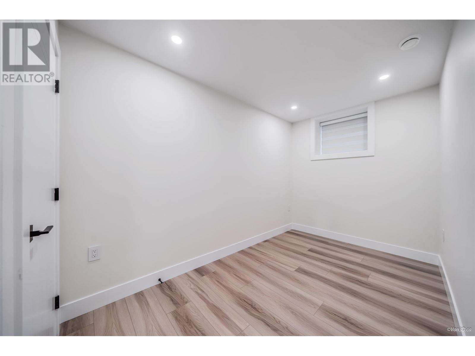 4320 Nanaimo Street, Vancouver, British Columbia  V5N 5J1 - Photo 24 - R2984013