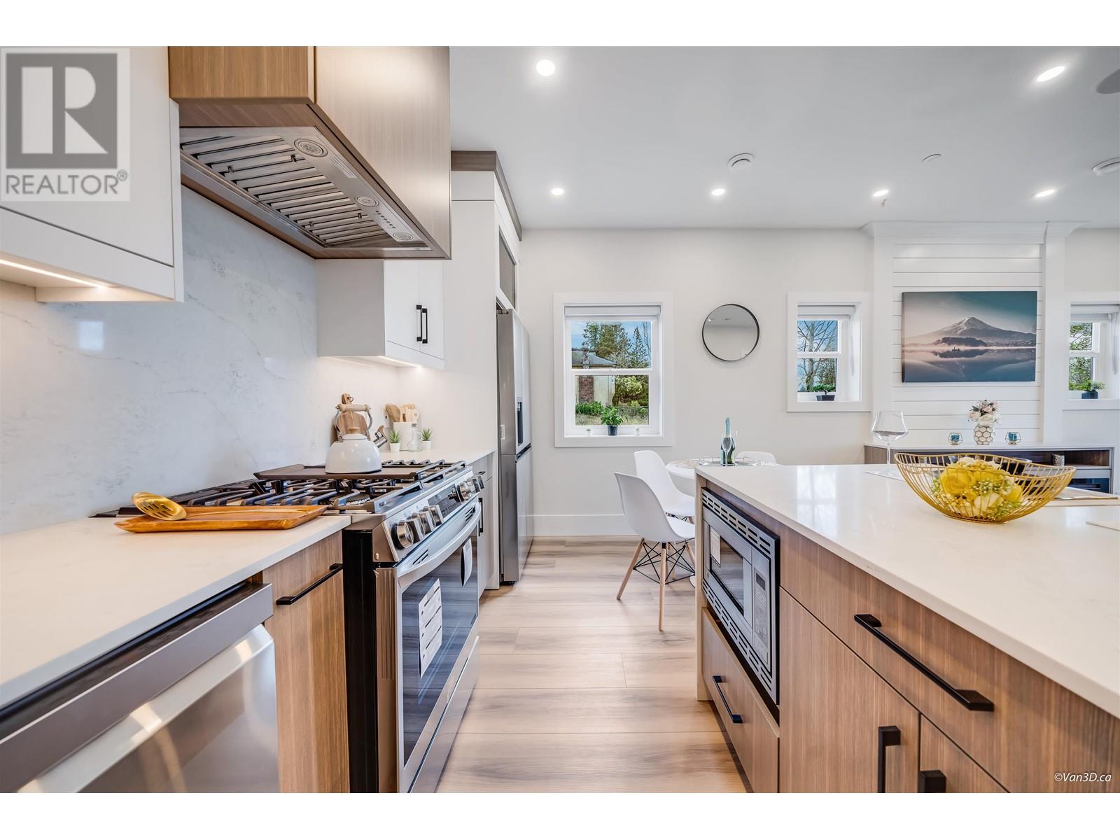4320 Nanaimo Street, Vancouver, British Columbia  V5N 5J1 - Photo 7 - R2984013