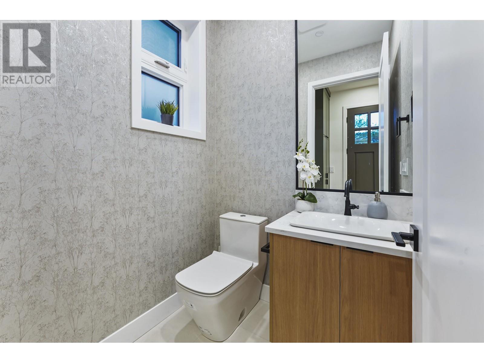 Listing Picture 7 of 35 : 1 1322 E 13TH AVENUE, Vancouver / 溫哥華 - 魯藝地產 Yvonne Lu Group - MLS Medallion Club Member