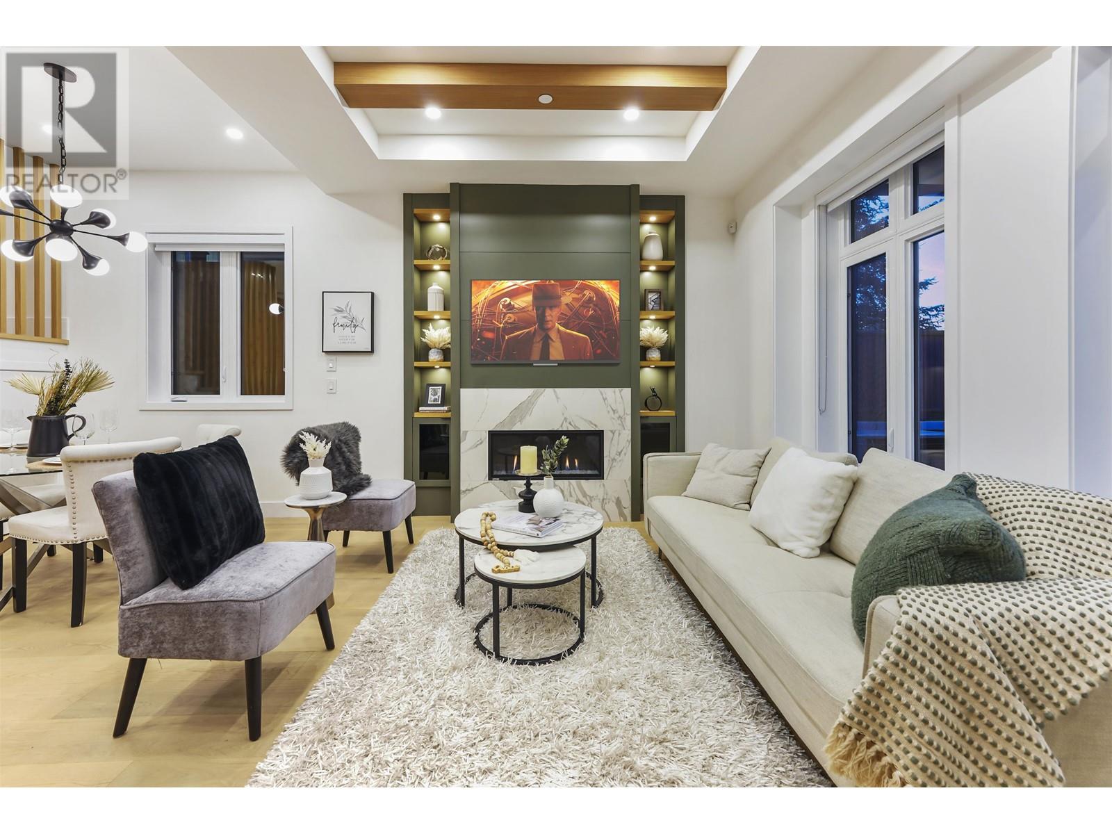 Listing Picture 4 of 35 : 1 1322 E 13TH AVENUE, Vancouver / 溫哥華 - 魯藝地產 Yvonne Lu Group - MLS Medallion Club Member