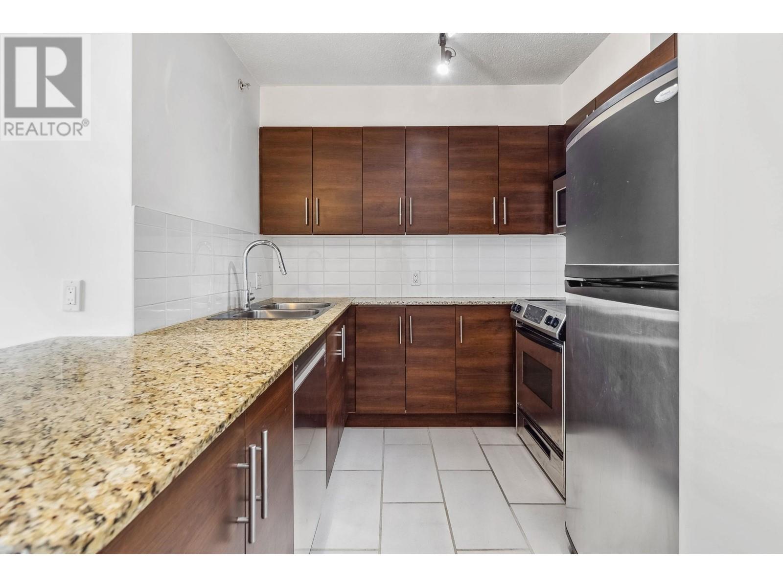 502 814 Royal Avenue, New Westminster, British Columbia  V3M 1J9 - Photo 13 - R2981417