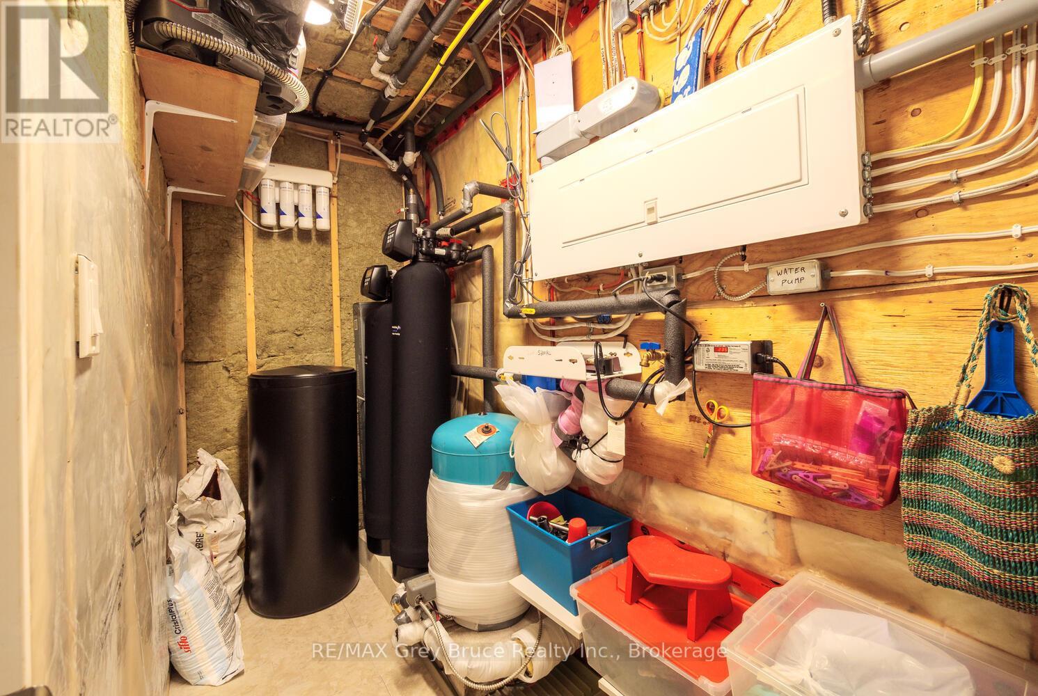 53 Devils Glen Road, Northern Bruce Peninsula, Ontario  N0H 2T0 - Photo 41 - X12052269
