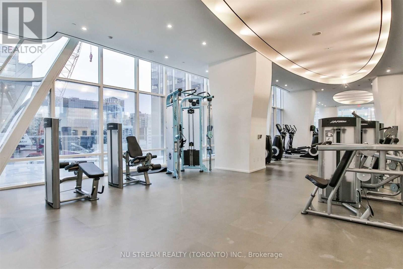 1701 - 1 Bloor Street E, Toronto, Ontario  M4W 0A8 - Photo 15 - C12052270