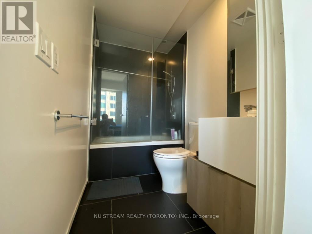 1701 - 1 Bloor Street E, Toronto, Ontario  M4W 0A8 - Photo 29 - C12052270