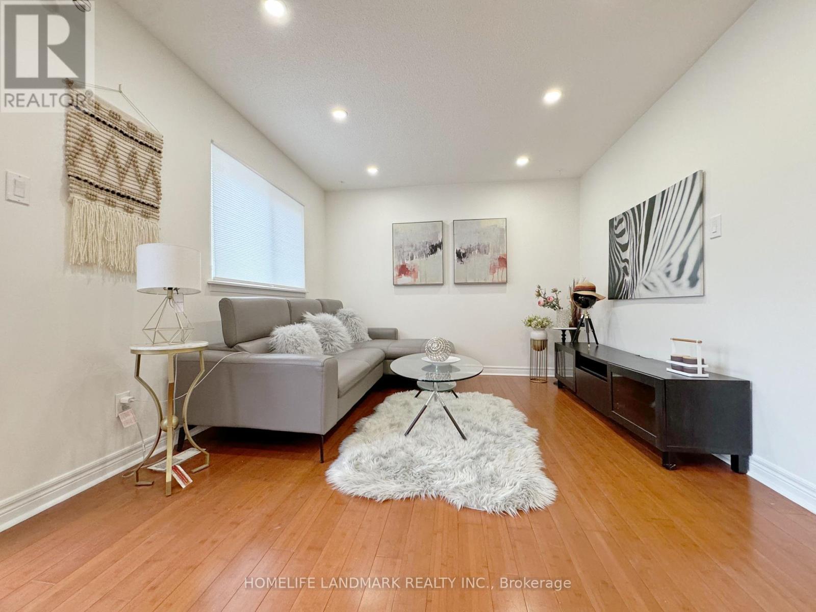 Property at 1 - 900 CENTRAL PARK DRIVE image 3