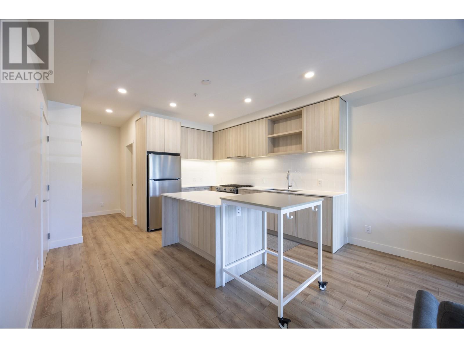 213 721 Anskar Crescent, Coquitlam, British Columbia  V3J 0L4 - Photo 4 - R2984021