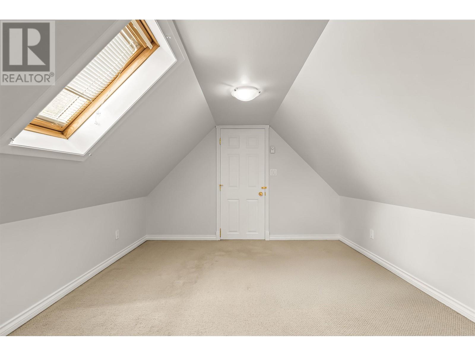 3481 W 8th Avenue, Vancouver, British Columbia  V6Y 1Y6 - Photo 25 - R2984051