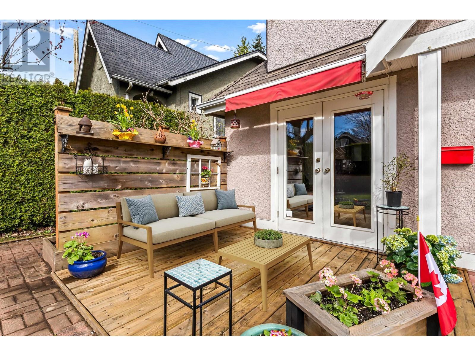 3481 W 8th Avenue, Vancouver, British Columbia  V6Y 1Y6 - Photo 3 - R2984051