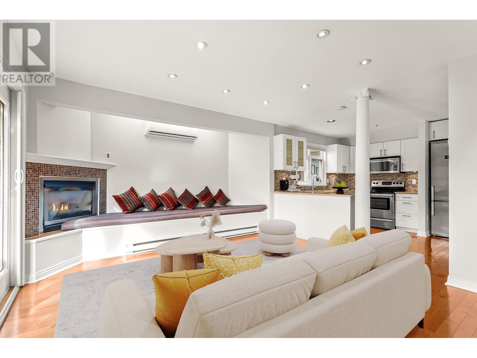 3481 W 8th Avenue, Vancouver, British Columbia  V6Y 1Y6 - Photo 5 - R2984051