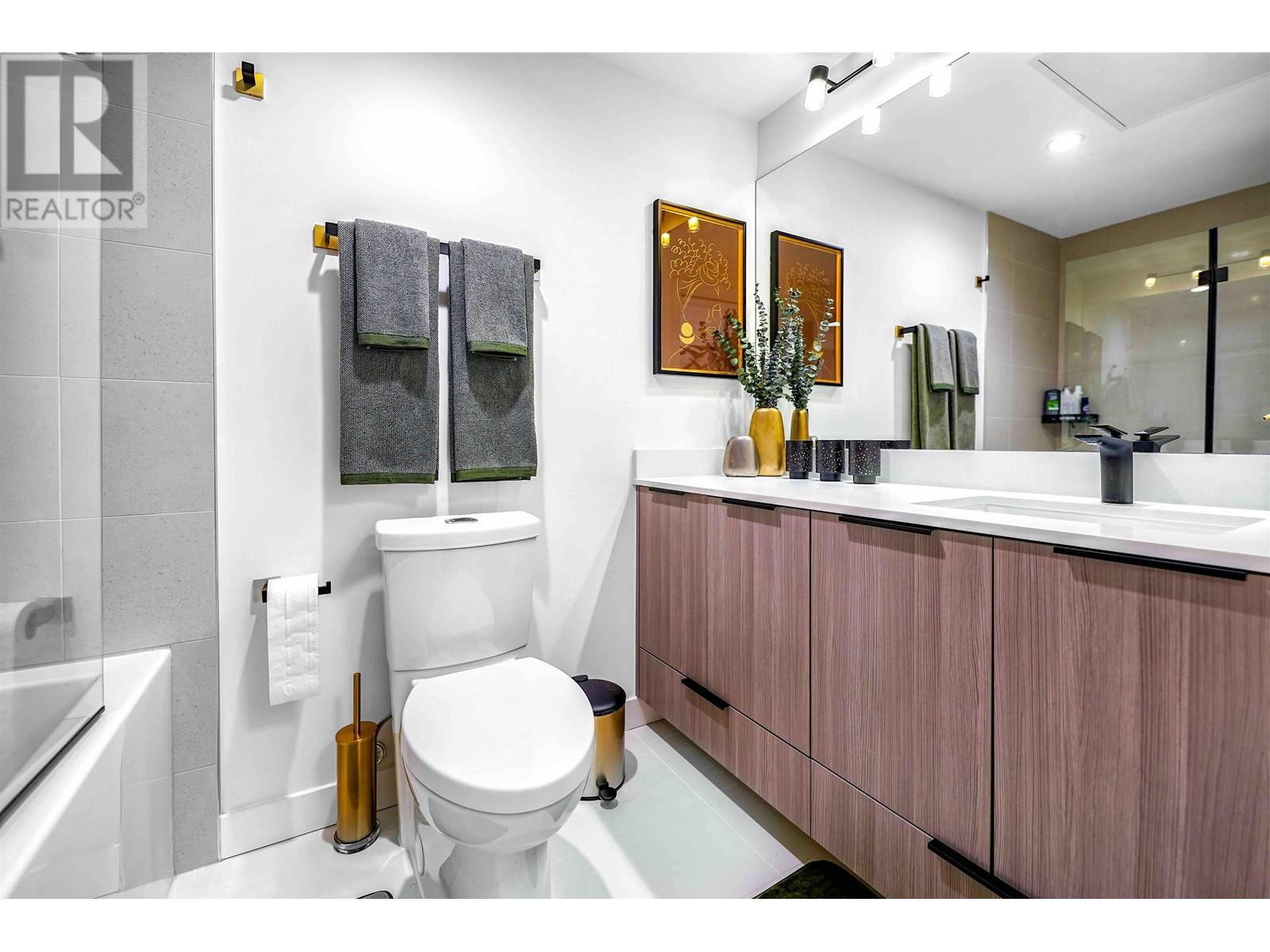 401 1401 Hunter Street, North Vancouver, British Columbia  V7J 0E2 - Photo 12 - R2984079