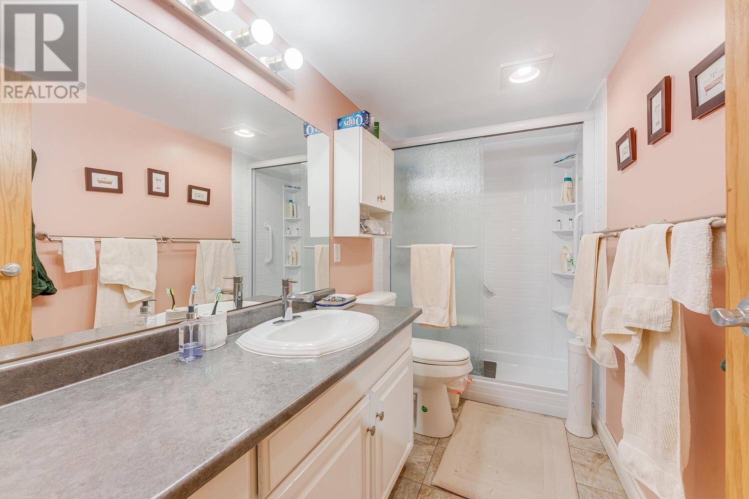 202 550 Eighth Street, New Westminster, British Columbia  V3M 3R9 - Photo 14 - R2984086