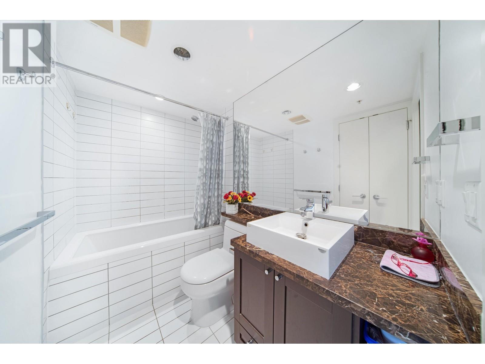 608 4815 E Eldorado Mews, Vancouver, British Columbia  V5R 0B2 - Photo 10 - R2984107