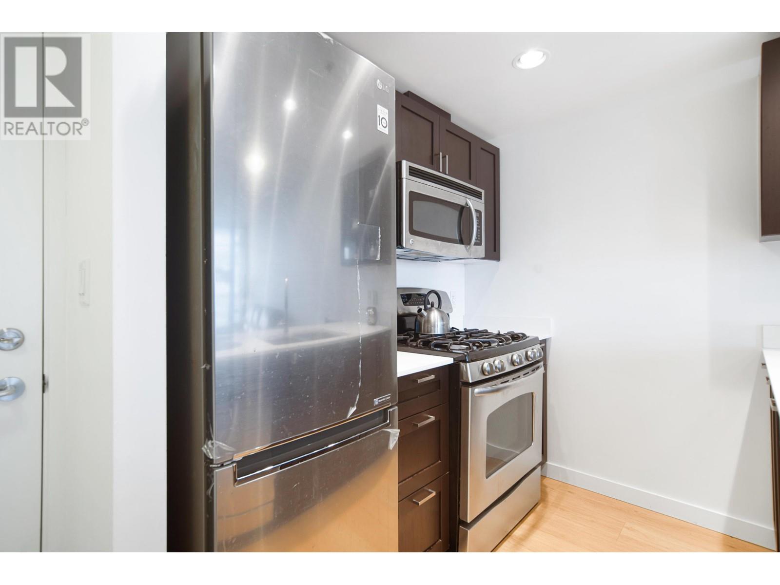 608 4815 E Eldorado Mews, Vancouver, British Columbia  V5R 0B2 - Photo 5 - R2984107