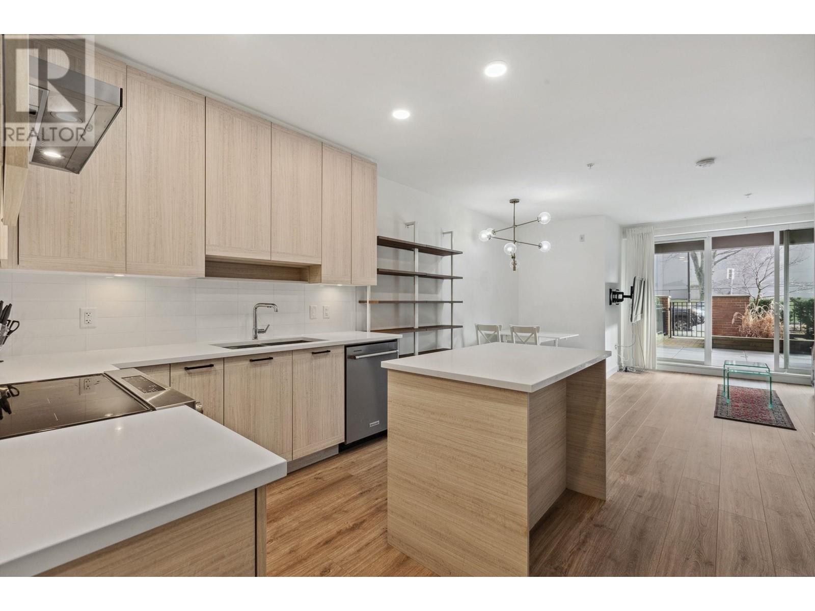 112 7133 14th Avenue, Burnaby, British Columbia  V3N 0H5 - Photo 6 - R2984117