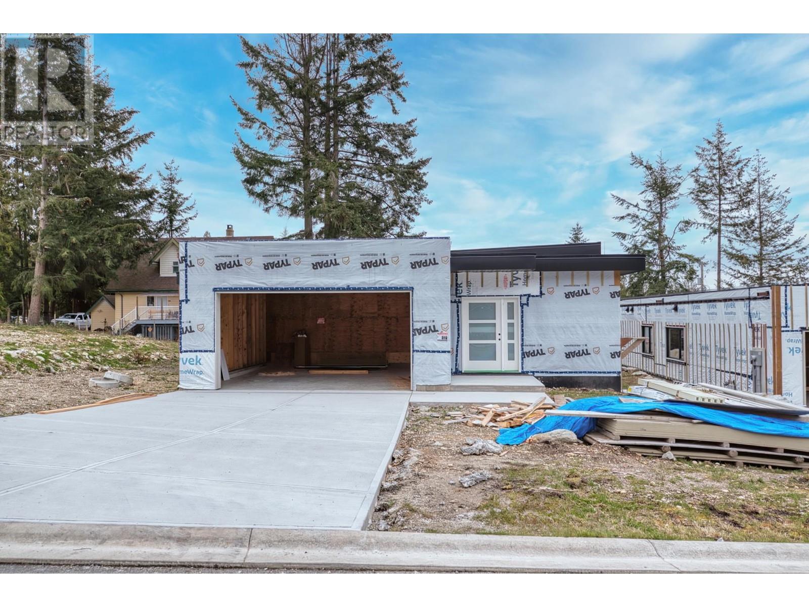 5410 Stellar Way, Sechelt, British Columbia  V7Z 0M3 - Photo 14 - R2984082