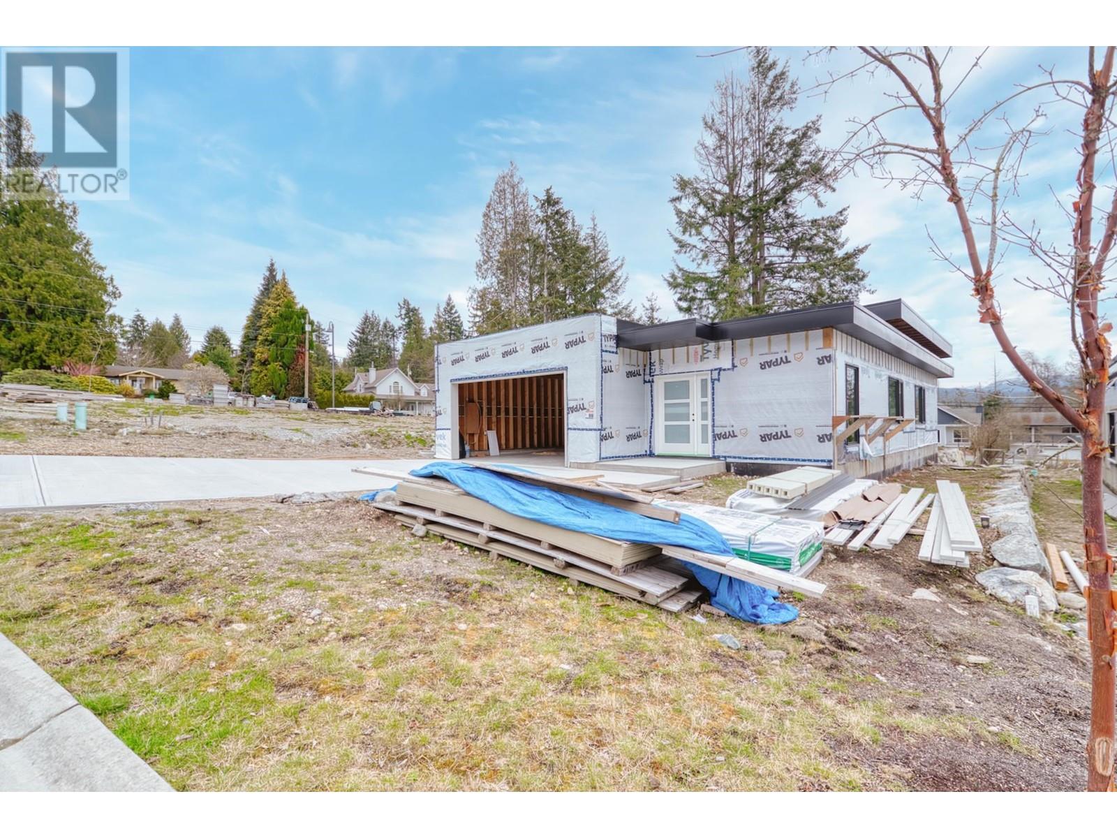 5410 Stellar Way, Sechelt, British Columbia  V7Z 0M3 - Photo 16 - R2984082
