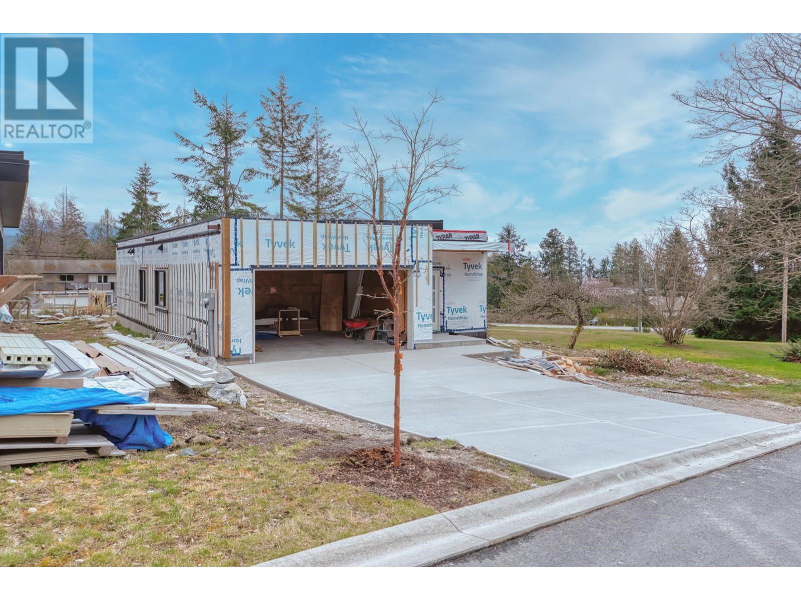 5410 Stellar Way, Sechelt, British Columbia  V7Z 0M3 - Photo 9 - R2984082
