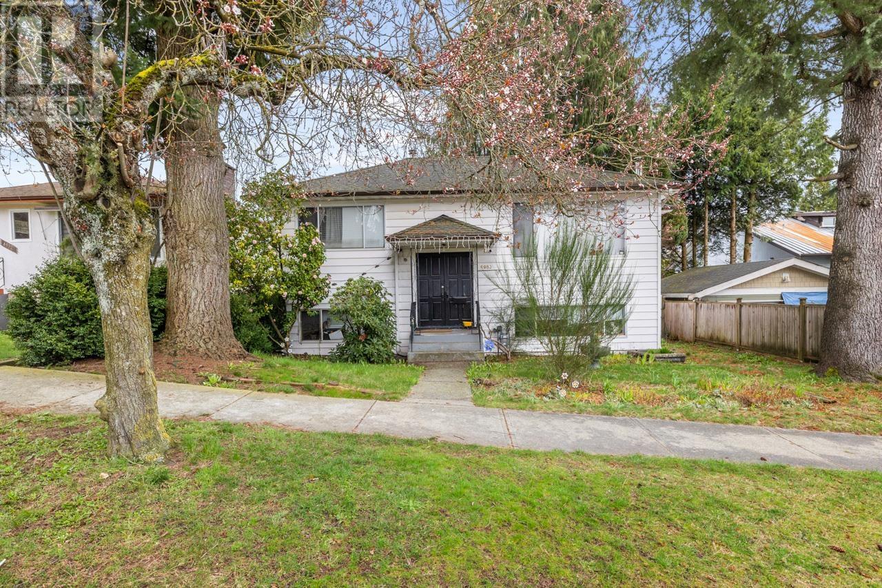 4980 Chatham Street, Vancouver, British Columbia  V5R 3Y9 - Photo 2 - R2984118