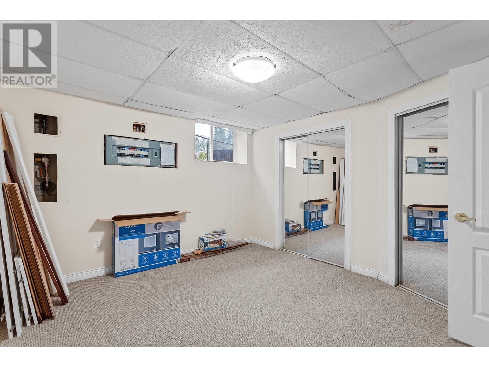 7365 Punnett Close, Burnaby, British Columbia  V5E 1X1 - Photo 34 - R2984119
