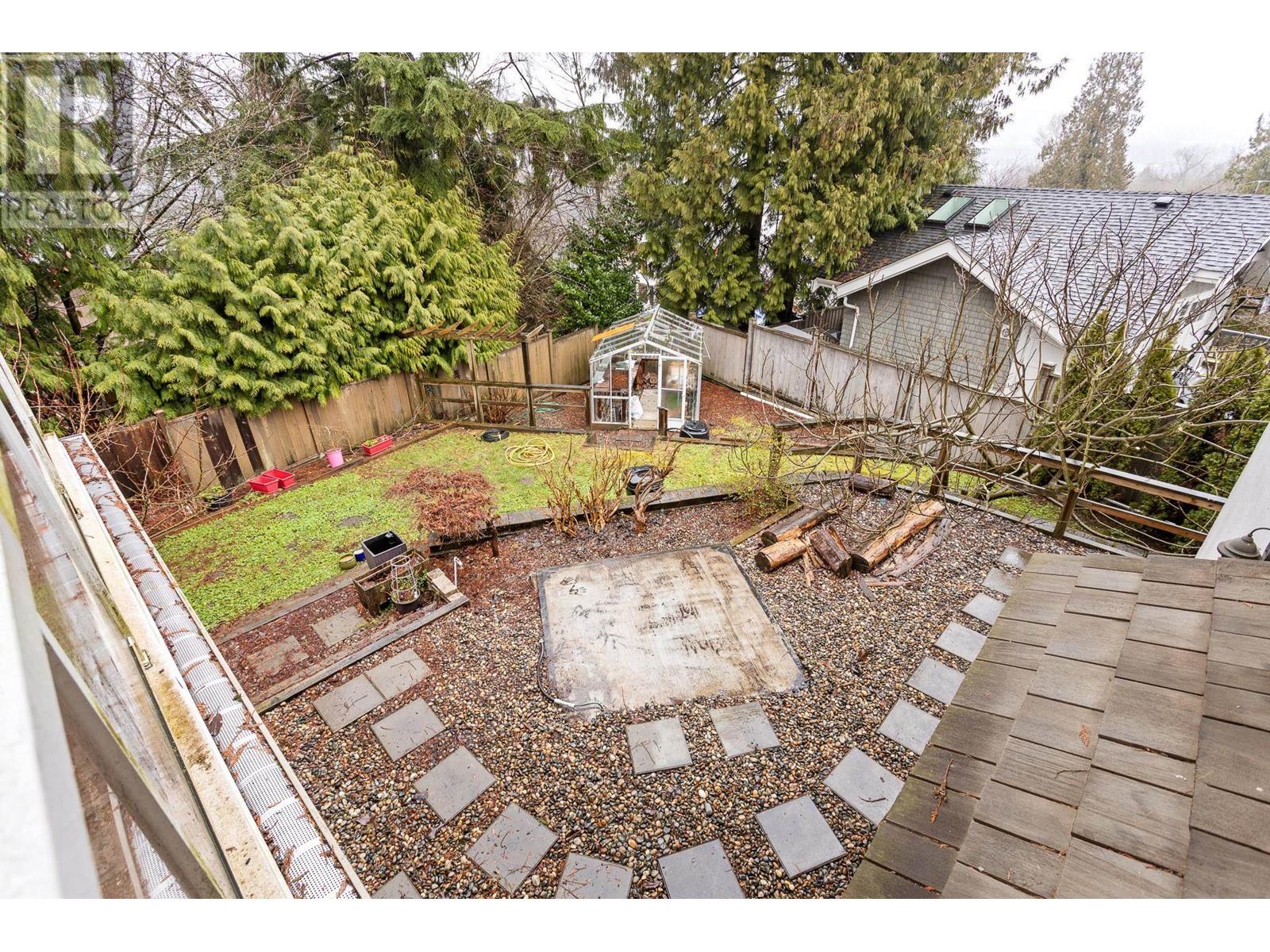7365 Punnett Close, Burnaby, British Columbia  V5E 1X1 - Photo 36 - R2984119