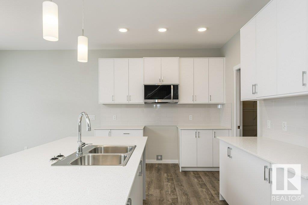Property at 3953 WREN LOOP NW image 3