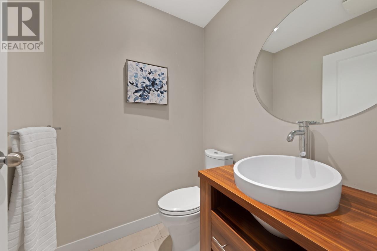 5620 Eagle Court, North Vancouver, British Columbia  V7R 4T9 - Photo 28 - R2981548