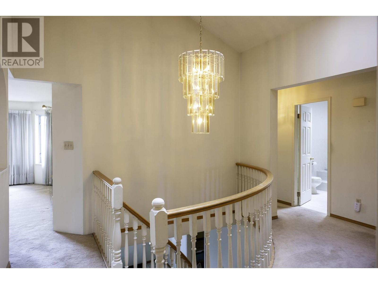 1541 Willingdon Avenue, Burnaby, British Columbia  V5C 5H8 - Photo 12 - R2983988