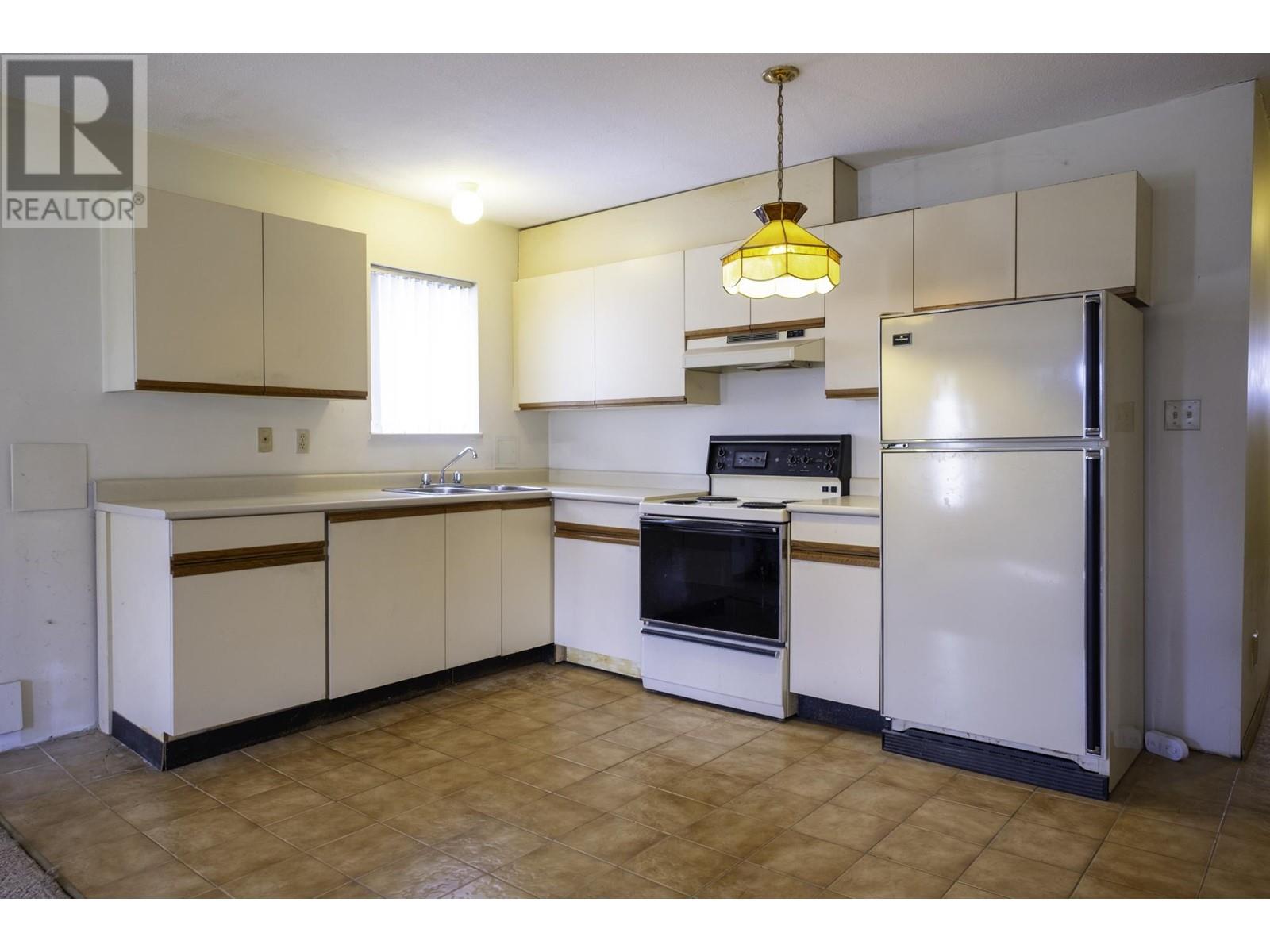 1541 Willingdon Avenue, Burnaby, British Columbia  V5C 5H8 - Photo 18 - R2983988