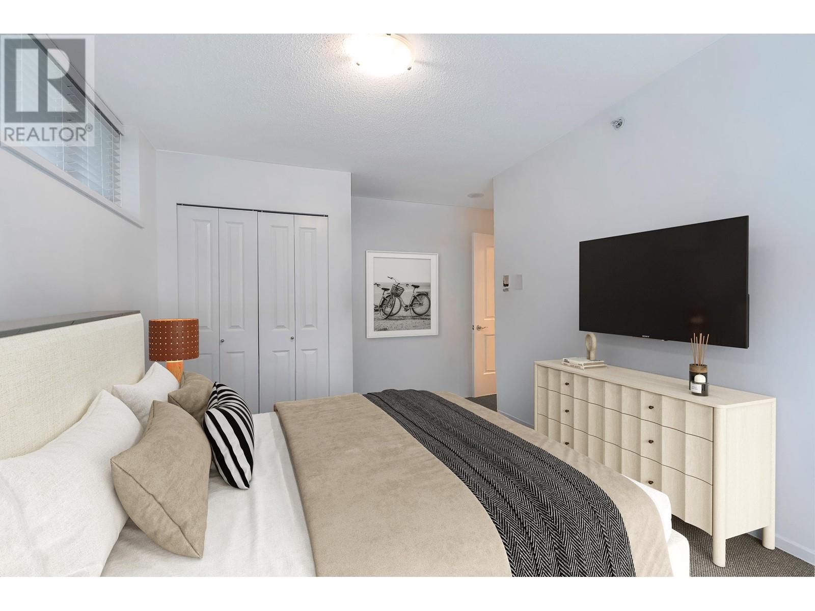 9234 University Crescent, Burnaby, British Columbia  V5A 0A3 - Photo 9 - R2983663