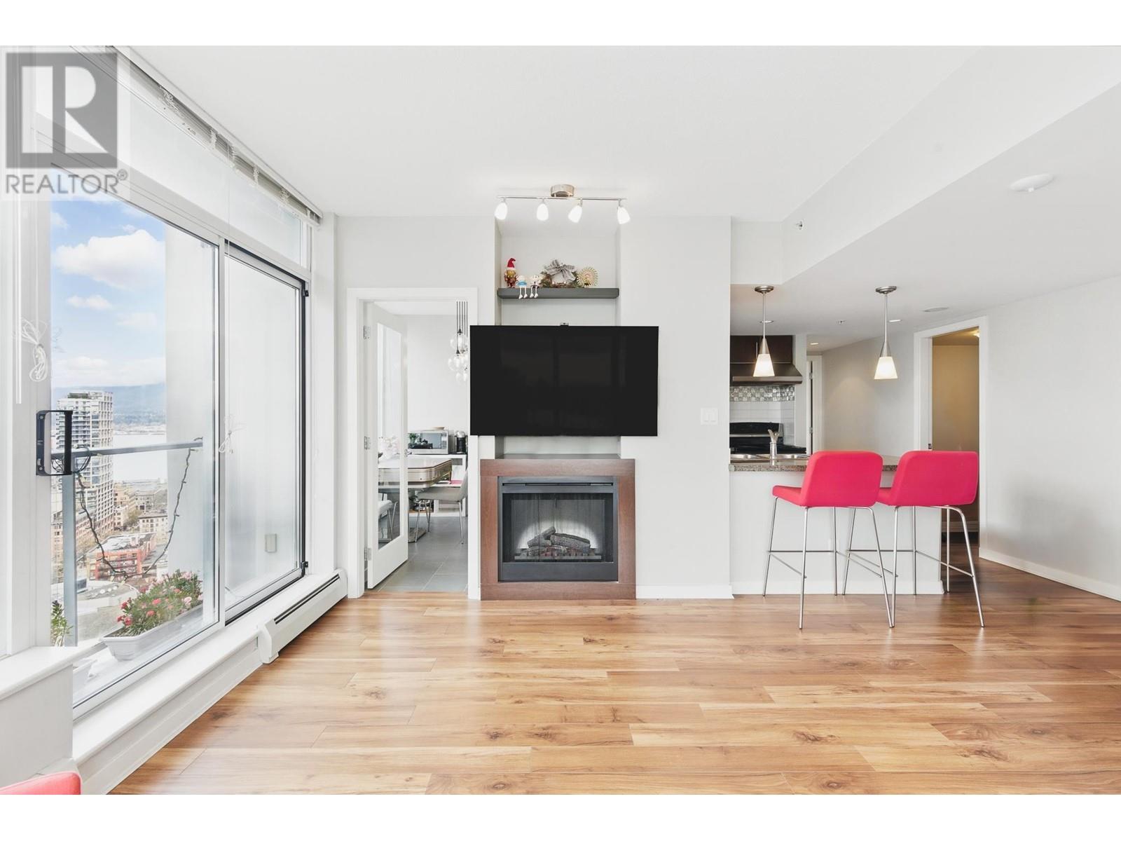 Listing Picture 24 of 37 : 3503 688 ABBOTT STREET, Vancouver / 溫哥華 - 魯藝地產 Yvonne Lu Group - MLS Medallion Club Member