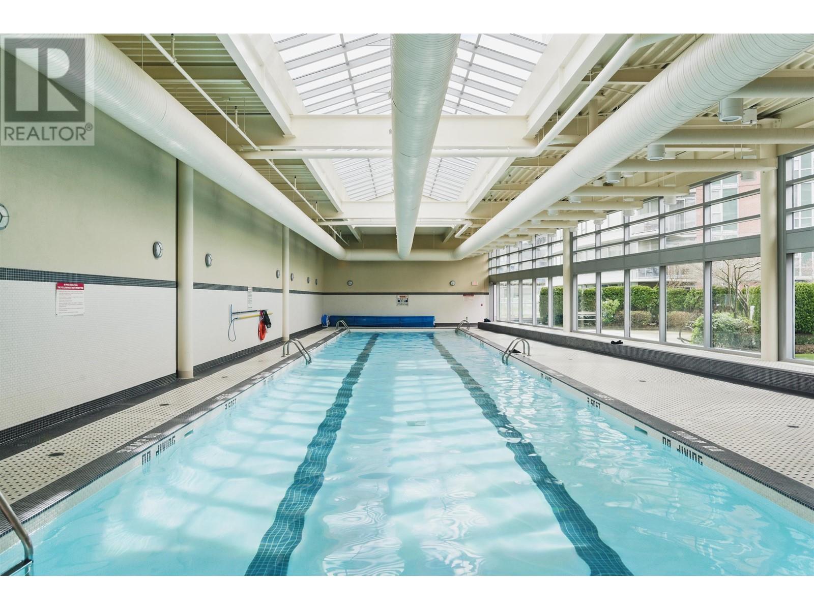 Listing Picture 3 of 37 : 3503 688 ABBOTT STREET, Vancouver / 溫哥華 - 魯藝地產 Yvonne Lu Group - MLS Medallion Club Member