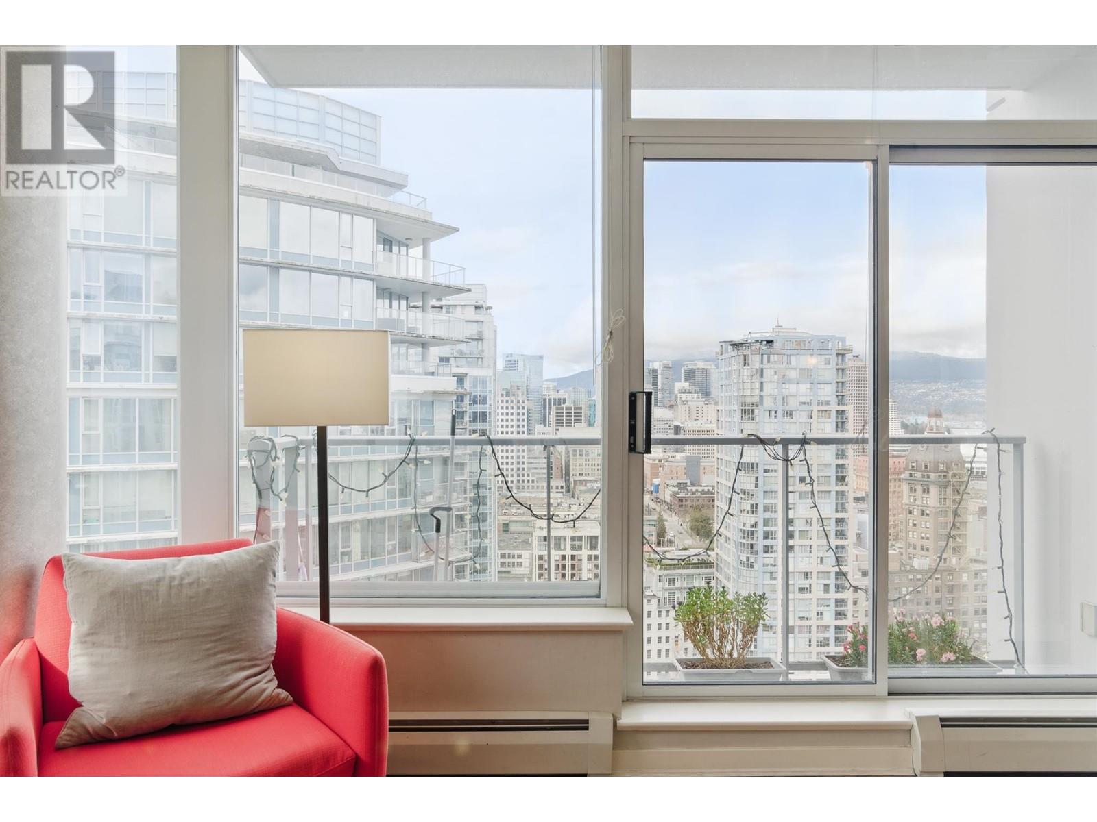 Listing Picture 18 of 37 : 3503 688 ABBOTT STREET, Vancouver / 溫哥華 - 魯藝地產 Yvonne Lu Group - MLS Medallion Club Member