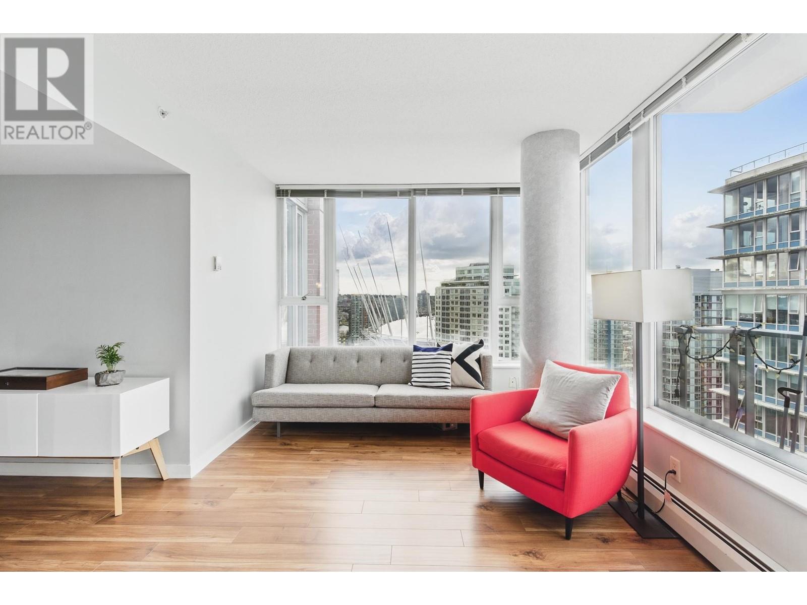 Listing Picture 32 of 37 : 3503 688 ABBOTT STREET, Vancouver / 溫哥華 - 魯藝地產 Yvonne Lu Group - MLS Medallion Club Member