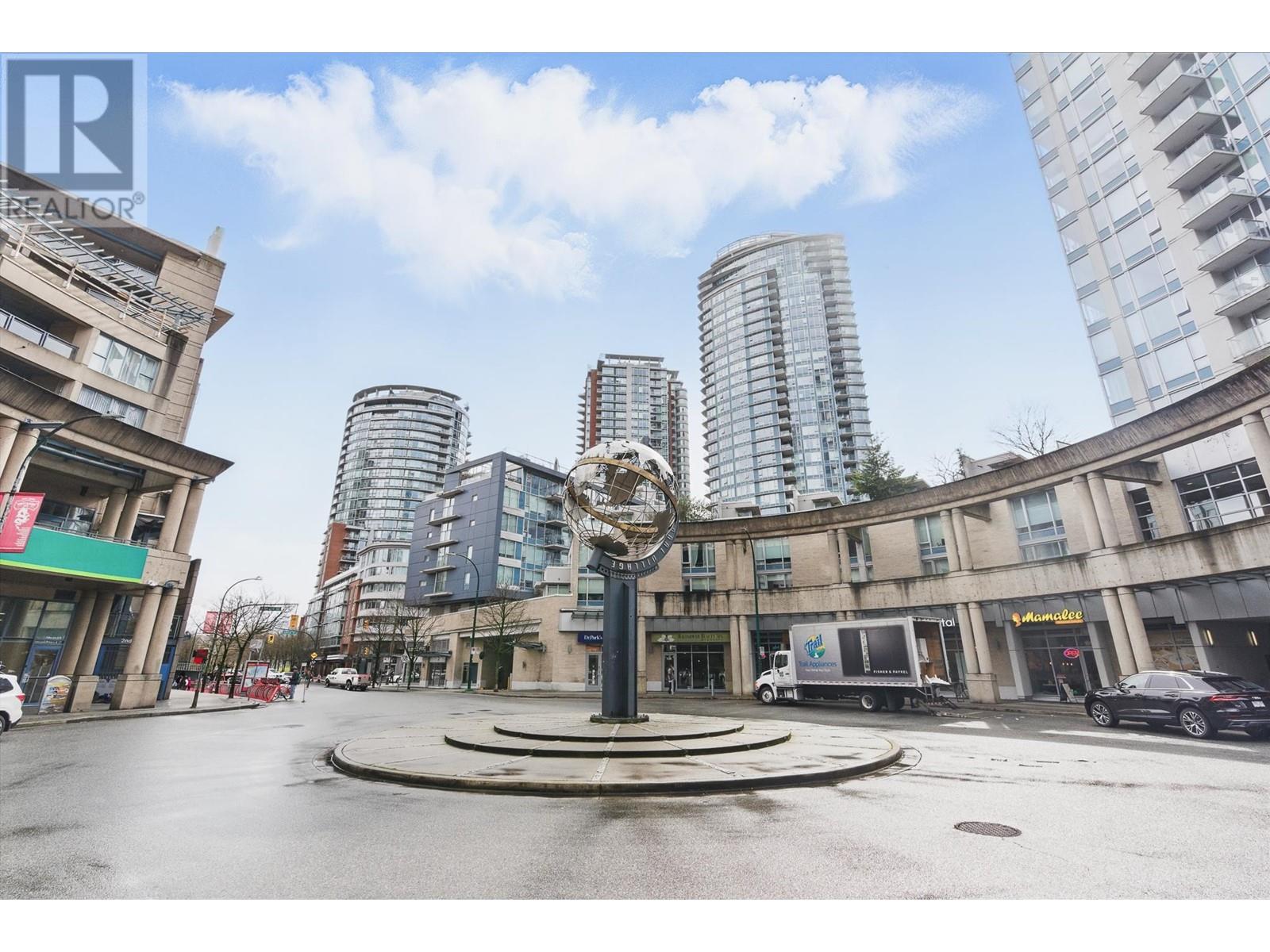 Listing Picture 35 of 37 : 3503 688 ABBOTT STREET, Vancouver / 溫哥華 - 魯藝地產 Yvonne Lu Group - MLS Medallion Club Member