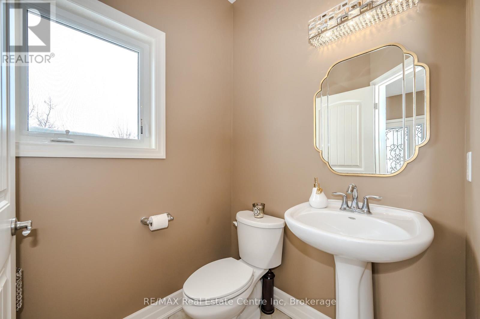 271 Goodwin Drive, Guelph, Ontario  N1L 1C3 - Photo 10 - X12052318