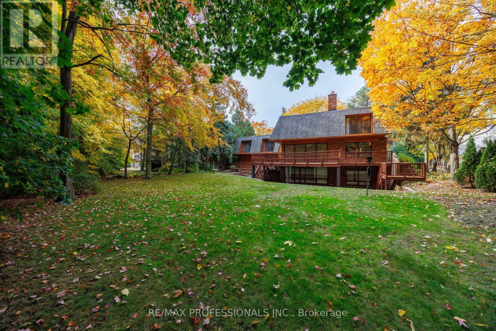 Property at 44 PHEASANT LANE image 3