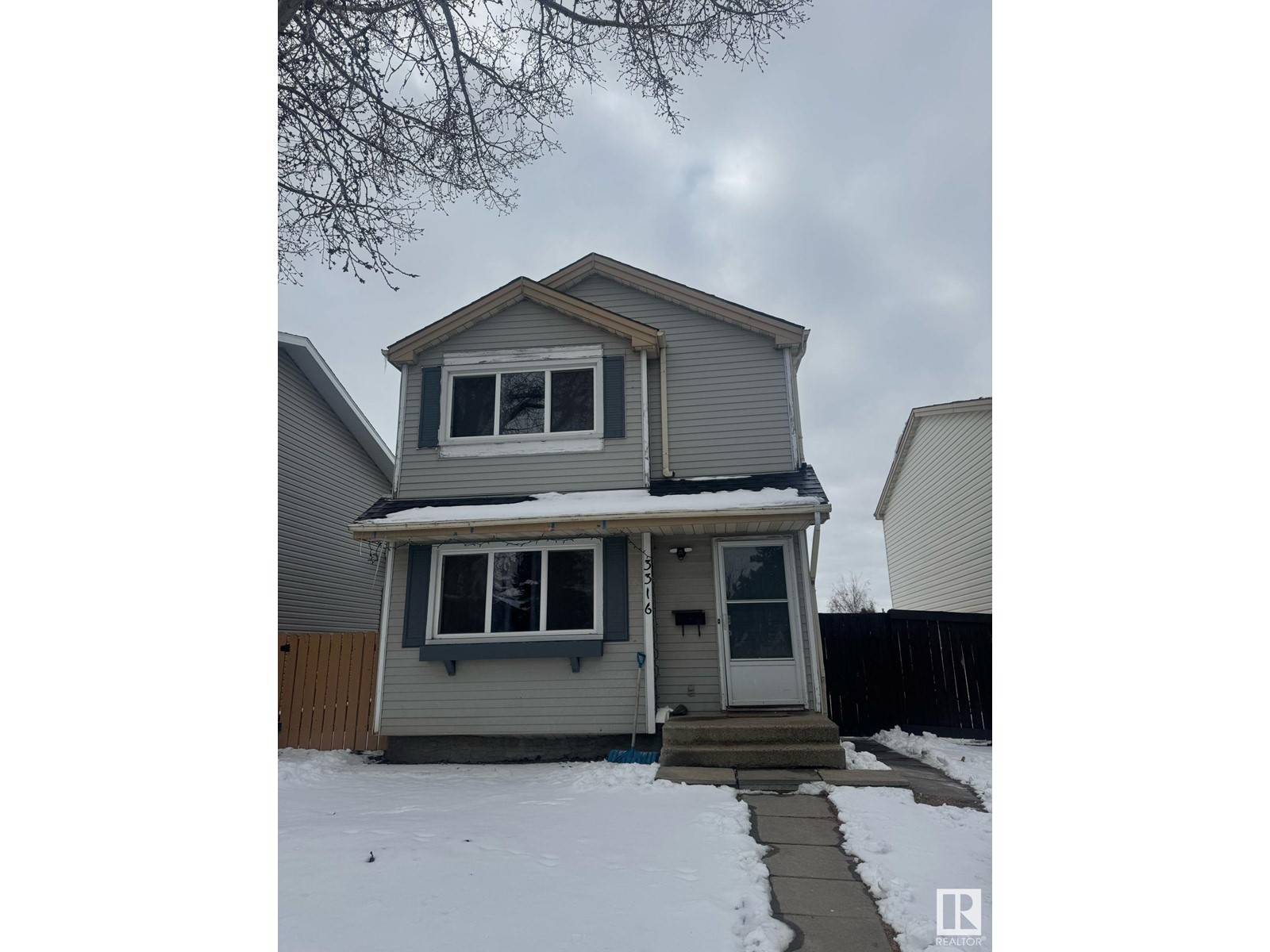 Property at 3316 48 ST NW image 1