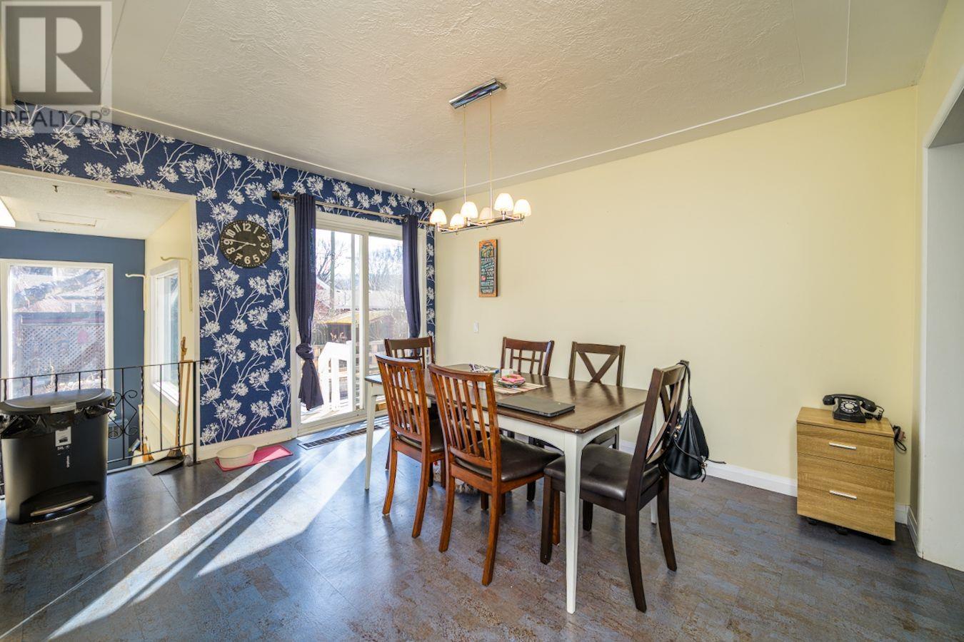 Property at 1420 HEMLOCK STREET image 5
