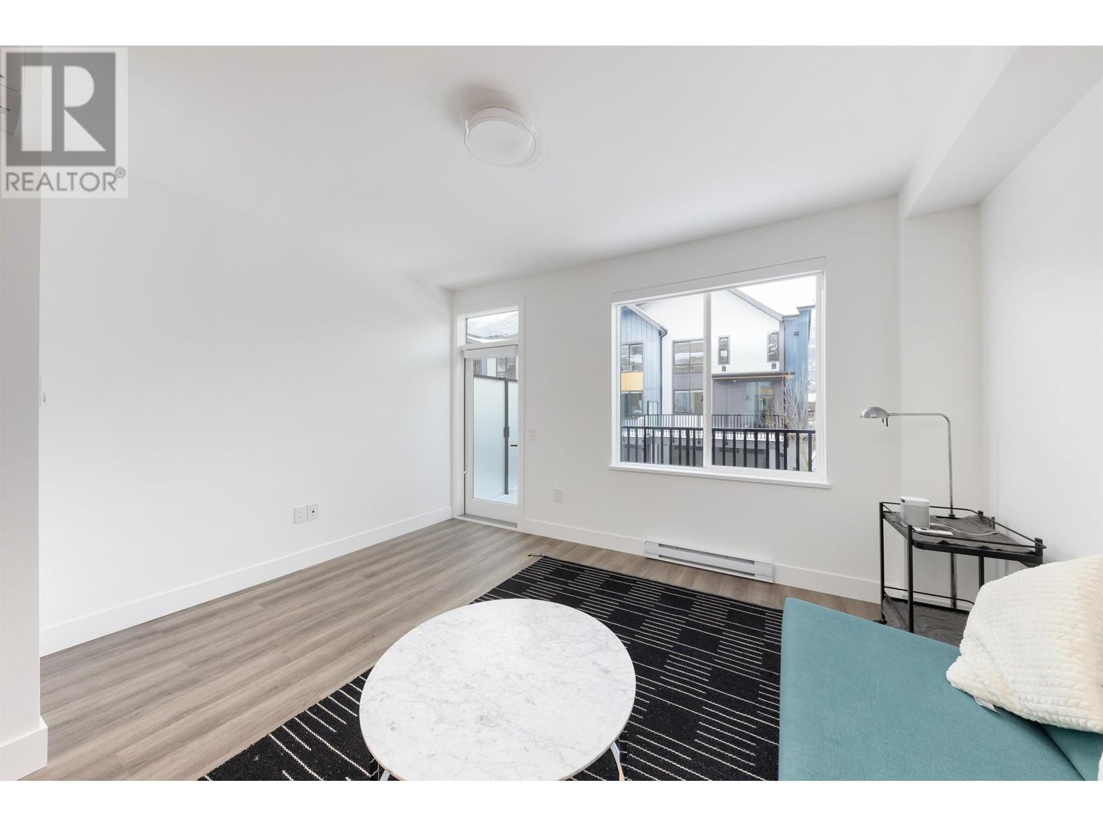 38084 Helm Way, Squamish, British Columbia  V8B 1E6 - Photo 11 - R2984134