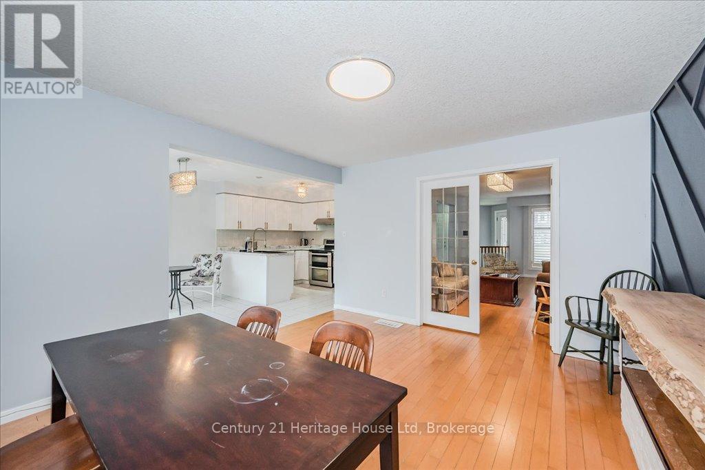 128 Milson Crescent, Guelph, Ontario  N1C 1G5 - Photo 13 - X12052338