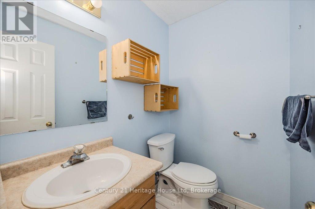 128 Milson Crescent, Guelph, Ontario  N1C 1G5 - Photo 20 - X12052338