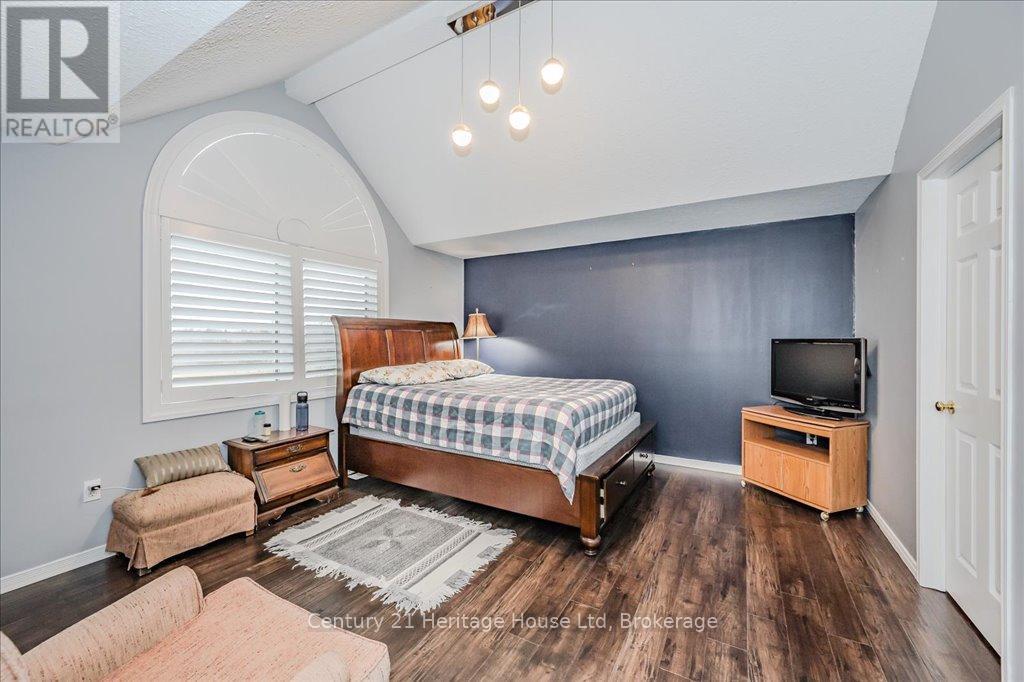 128 Milson Crescent, Guelph, Ontario  N1C 1G5 - Photo 21 - X12052338