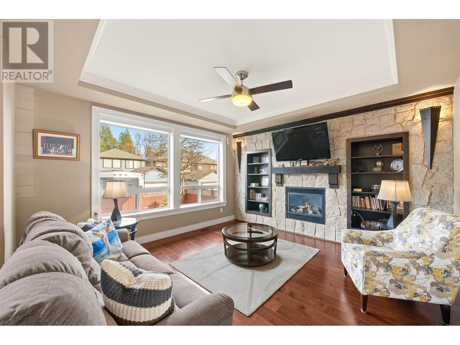 1215 Burkemont Place, Coquitlam, British Columbia  V3B 0C8 - Photo 7 - R2983803