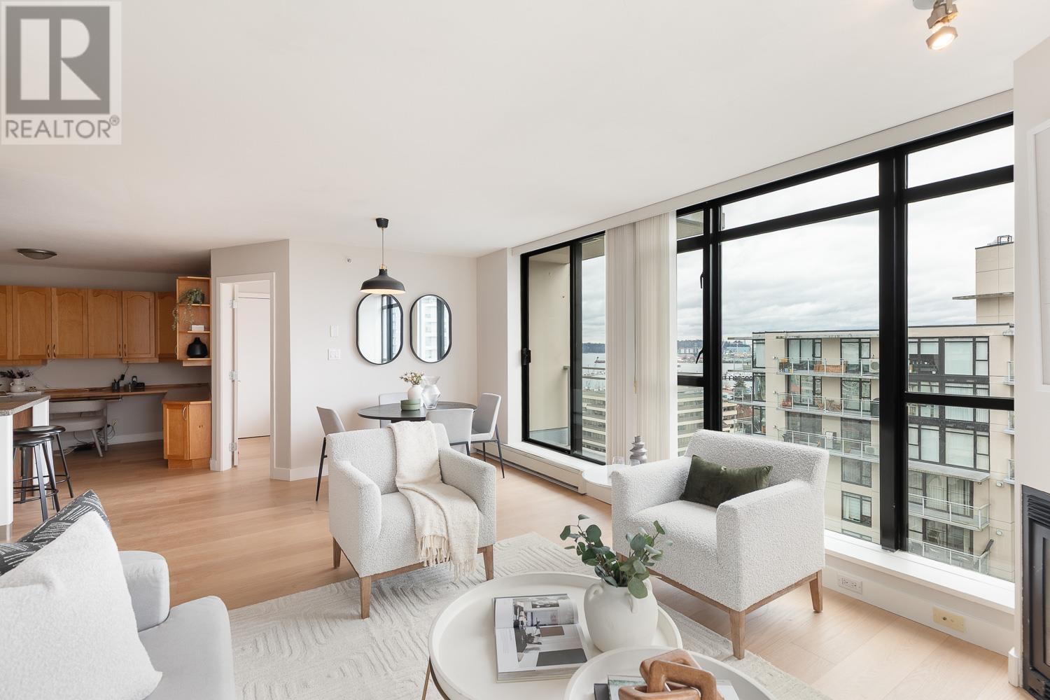 1406 155 W 1st Street, North Vancouver, British Columbia  V7M 3N8 - Photo 7 - R2984039