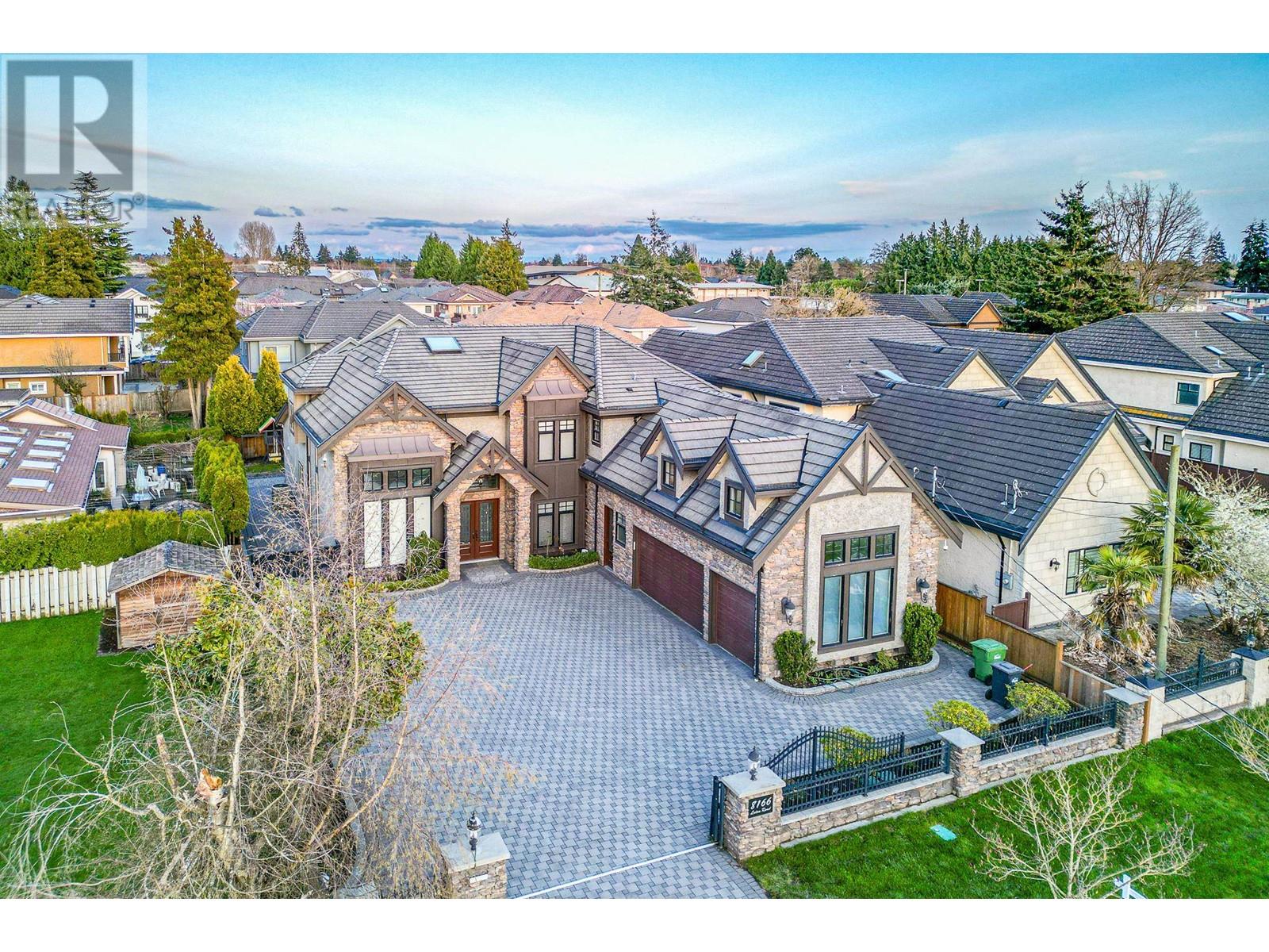 8166 LUTON ROAD, richmond, British Columbia