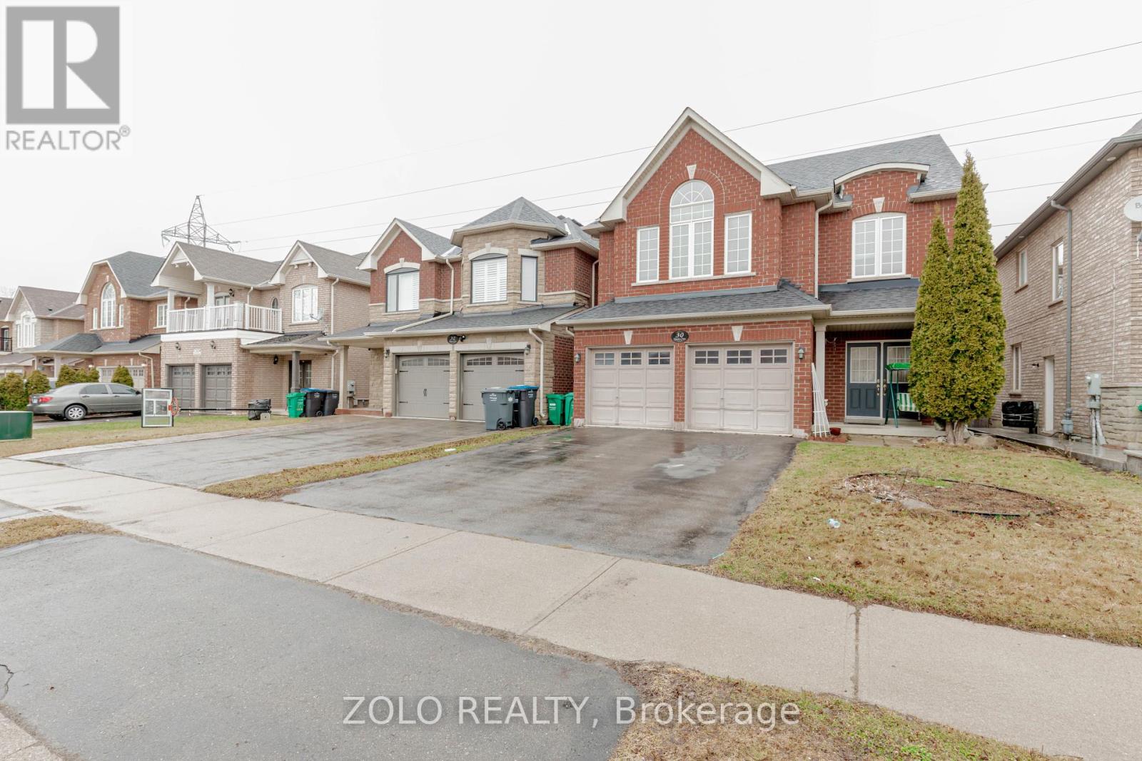 30 Tatra Crescent, Brampton, Ontario  L6Y 0K6 - Photo 1 - W12052352