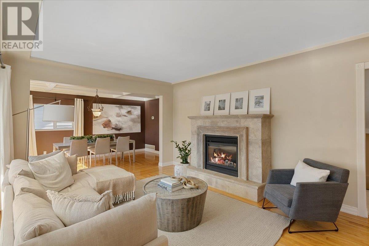 Property at 3913 DUNDAS STREET image 1