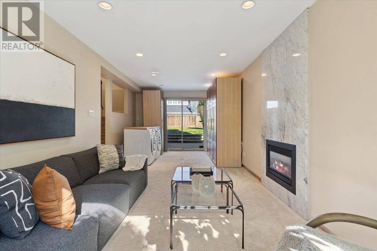 3913 Dundas Street, Burnaby, British Columbia  V5C 1A6 - Photo 25 - R2984155