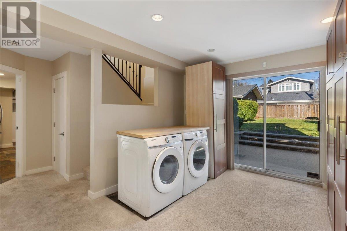 3913 Dundas Street, Burnaby, British Columbia  V5C 1A6 - Photo 27 - R2984155