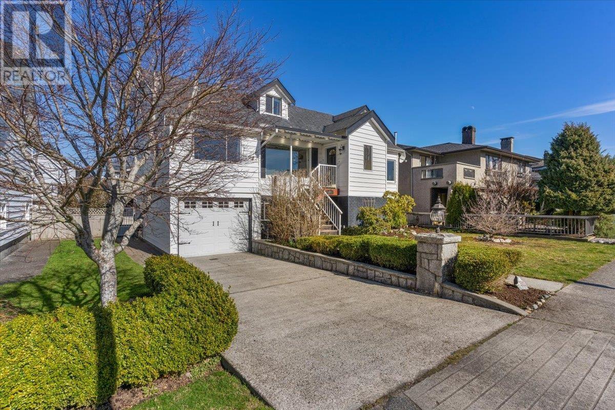 Property at 3913 DUNDAS STREET image 3